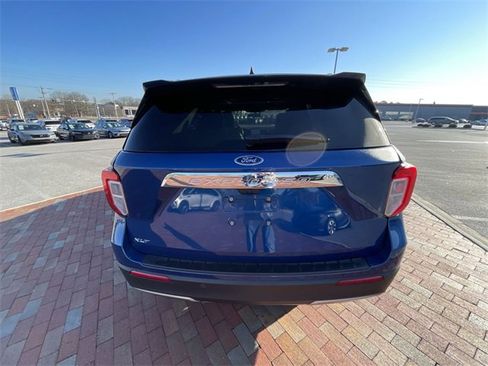 Used 2023 Ford Explorer XLT w/ Equipment Group 202A image 16
