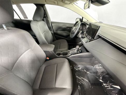 Certified 2024 Toyota Corolla LE image 40