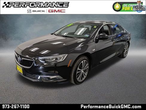 Used 2018 Buick Regal Essence w/ Driver Confidence Package #1 image 1