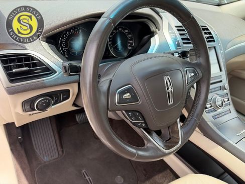 Used 2017 Lincoln MKZ Reserve w/ Technology Package AWD/4WD image 22