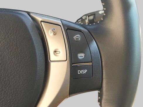 Used 2013 Lexus ES 300h w/ Luxury Pkg FWD image 23