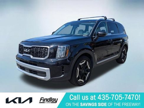 Certified 2023 Kia Telluride EX w/ EX Captain's Chair Package AWD/4WD image 2