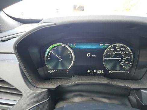 Used 2025 Subaru Forester Premium w/ Protection Package (1PH) AWD/4WD image 16