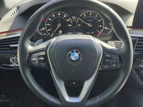 Used 2019 BMW 530i xDrive w/ Premium Package AWD/4WD image 16
