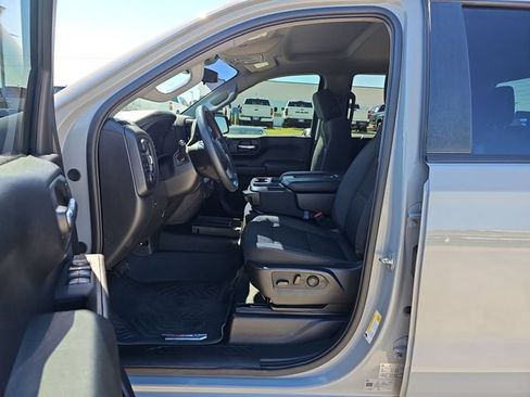 Used 2024 Chevrolet Silverado 1500 Custom Trail Boss AWD/4WD image 18