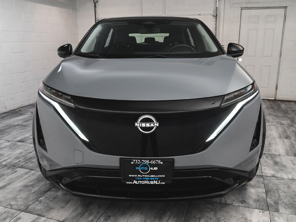 Used 2024 Nissan Ariya AWD image 2