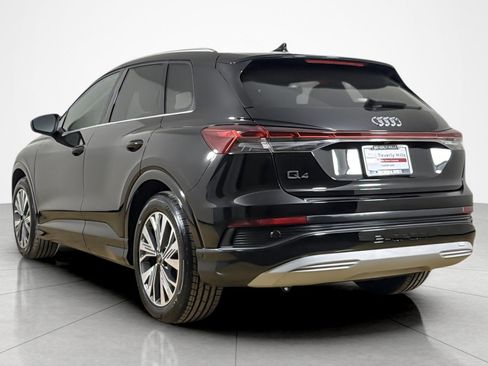Certified 2023 Audi Q4 e-tron Premium Plus w/ Premium Plus RWD image 3