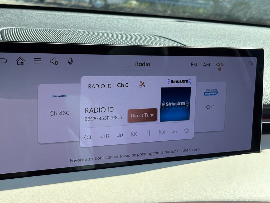 New 2027 Genesis GV70 2.5T Select AWD/4WD image 17