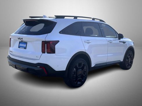 Used 2025 Kia Sorento SX AWD/4WD image 5