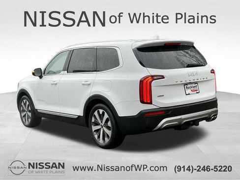 Used 2022 Kia Telluride EX w/ EX Premium Package AWD/4WD image 5