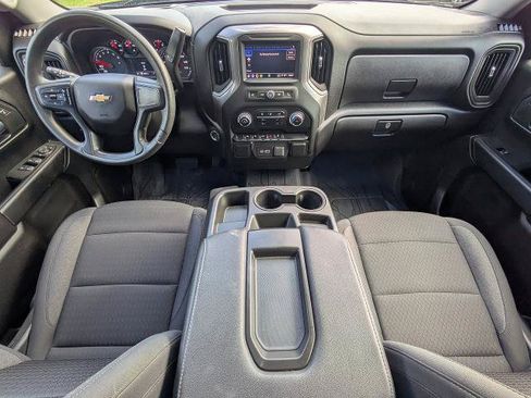 Certified 2024 Chevrolet Silverado 1500 Custom AWD/4WD image 15