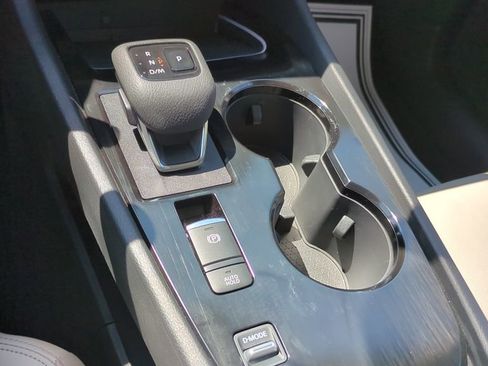 Used 2024 Nissan Rogue SL image 20