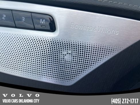 Certified 2023 Volvo XC90 B6 Ultimate w/ Lounge Package AWD/4WD image 10