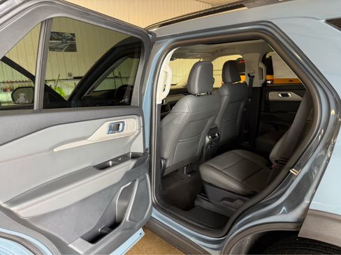 New 2026 Ford Explorer Active image 17