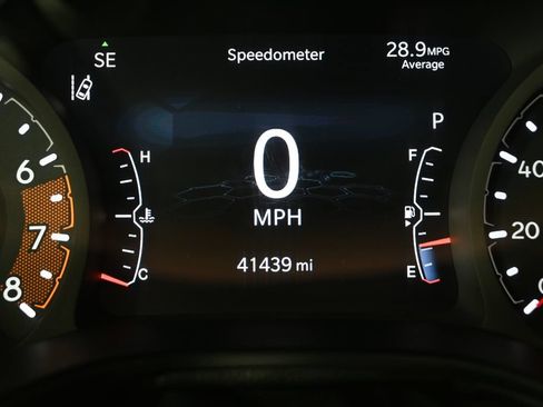 Used 2023 Jeep Compass Latitude w/ Convenience Group AWD/4WD image 25