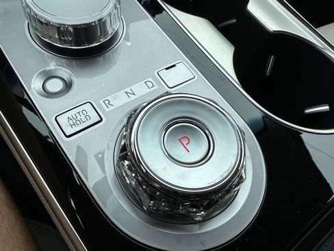 New 2026 Genesis GV70 2.5T AWD/4WD image 19