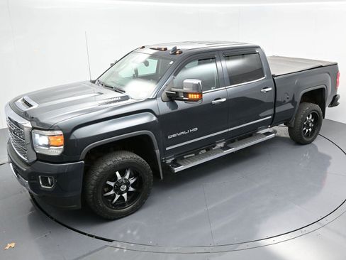 Used 2018 GMC Sierra 2500 Denali w/ Duramax Plus Package image 38
