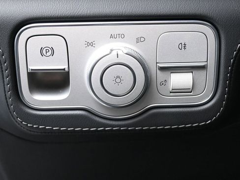 Used 2024 Mercedes-Benz GLS 63 AMG 4MATIC w/ Warmth & Comfort Package image 18