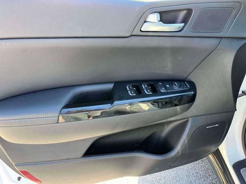 Used 2022 Kia Sportage SX FWD image 13
