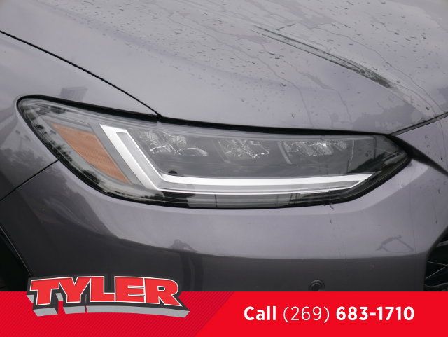 Used 2024 Honda HR-V EX-L image 10