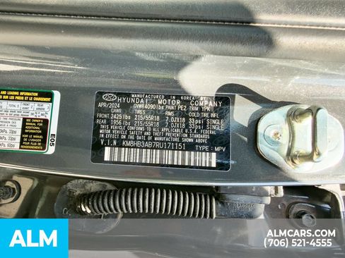 Certified 2024 Hyundai Kona SEL FWD image 17