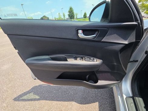 Used 2019 Kia Optima LX w/ LX 17" Wheel Package FWD image 16