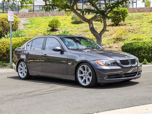Used 2006 BMW 330i Sedan RWD image 7