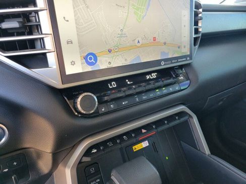 Used 2024 Toyota Tundra Limited image 23