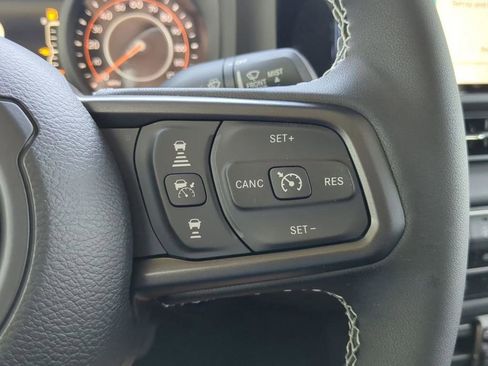 New 2025 Jeep Gladiator Sport image 24