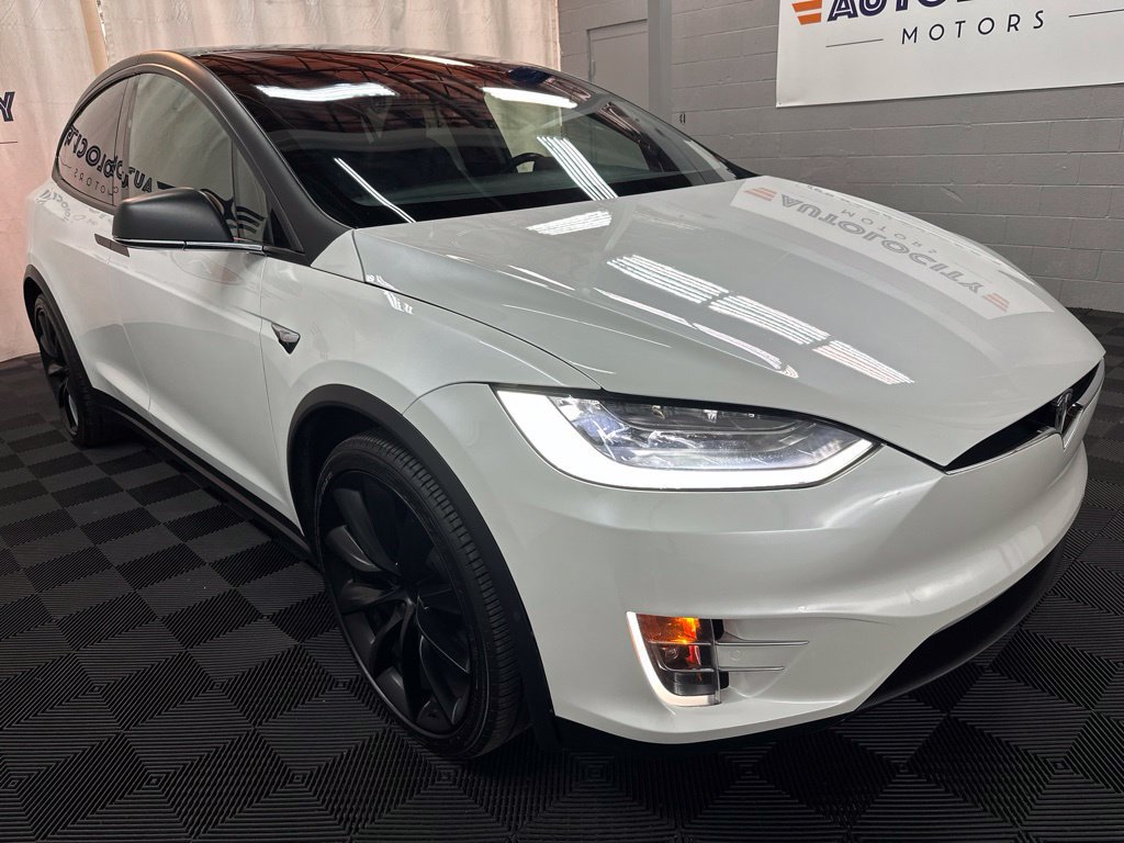 Used 2020 Tesla Model X Long Range AWD/4WD image 2