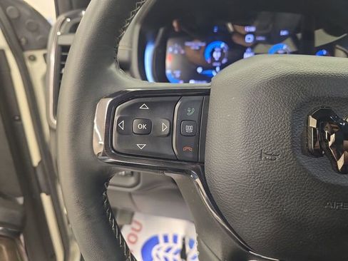 Used 2024 RAM 2500 Limited AWD/4WD image 35