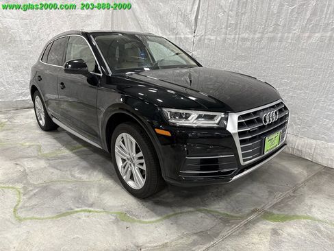 Used 2018 Audi Q5 2.0T Premium Plus w/ Premium Plus Package image 2
