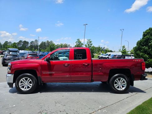 Used 2019 Chevrolet Silverado 1500 LT w/ All Star Edition AWD/4WD image 4