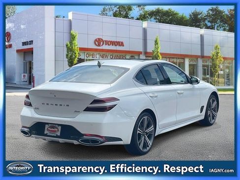 Used 2025 Genesis G70 2.5T w/ Sport Prestige Package image 5