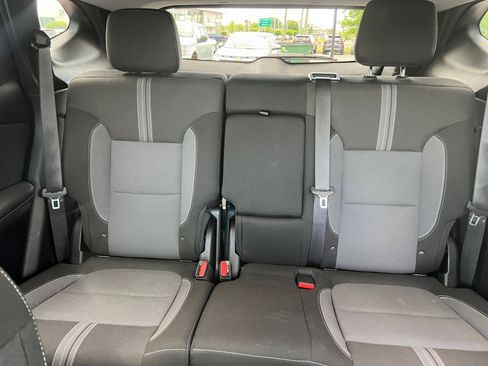 Used 2025 Chevrolet Blazer LT FWD image 39