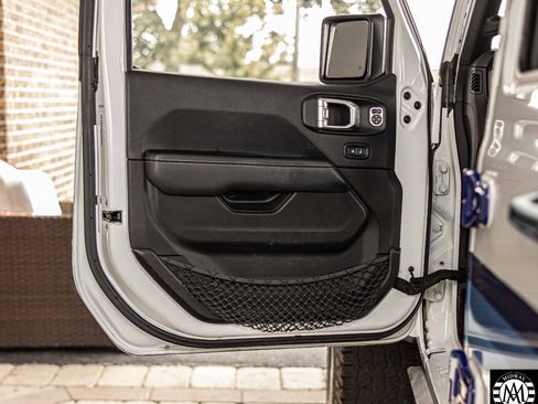 Used 2019 Jeep Wrangler Unlimited Sahara w/ Safety Group image 30