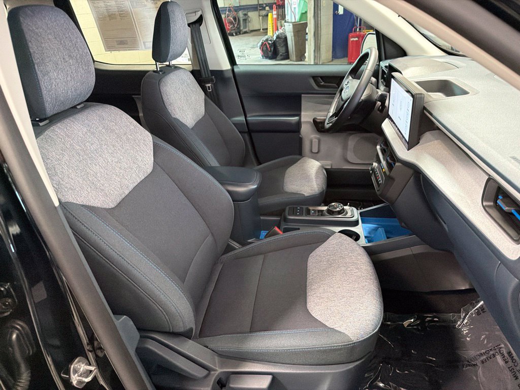 Used 2025 Ford Maverick XLT w/ XLT Luxury Package AWD/4WD image 9