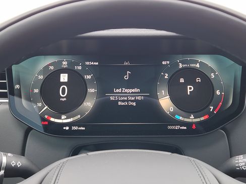 New 2026 Land Rover Range Rover Long Wheelbase SE image 16