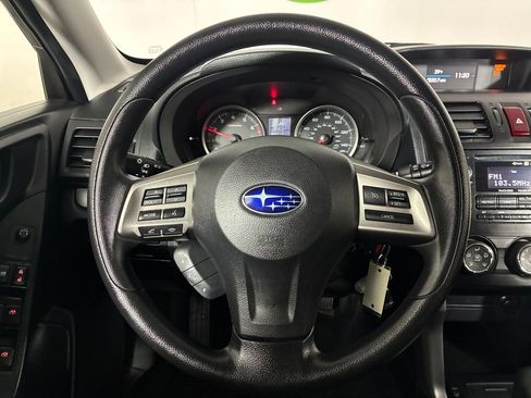 Used 2015 Subaru Forester 2.5i Premium w/ All-Weather Package image 10