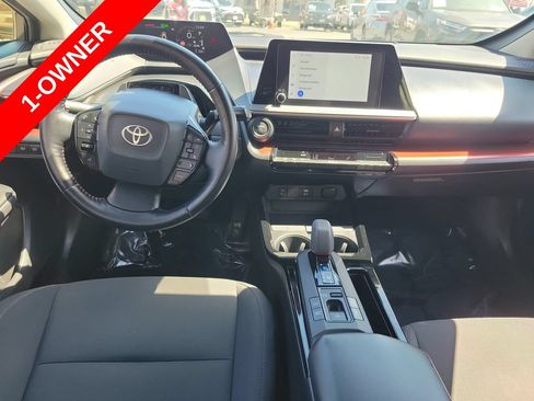 Used 2024 Toyota Prius Prime FWD image 11