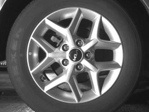 Used 2025 Kia Soul LX w/ LX Technology Package FWD image 22