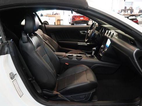 Used 2020 Ford Mustang Premium RWD image 21