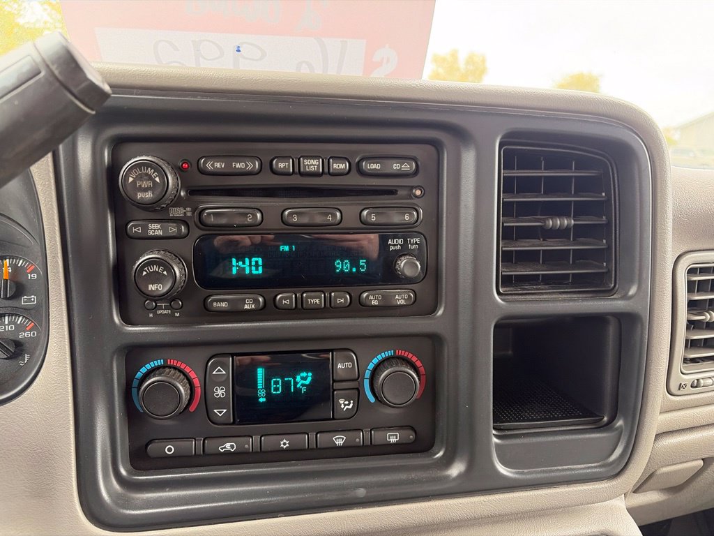 Used 2006 Chevrolet Silverado 2500 W/T AWD/4WD image 20