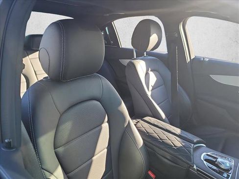 Used 2020 Mercedes-Benz C 300 Sedan image 15