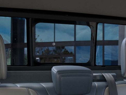 New 2025 Ford Maverick Lariat w/ 4K Tow Package image 24