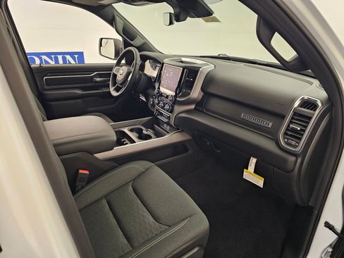New 2026 RAM 1500 Big Horn AWD/4WD image 30