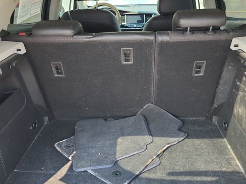 Used 2020 Buick Encore Preferred FWD image 13