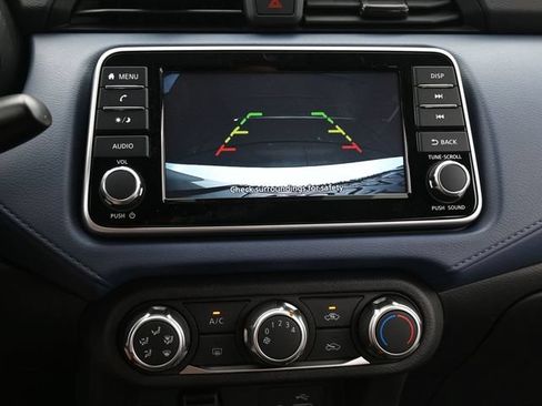 New 2025 Nissan Versa SV w/ Trunk Package FWD image 22