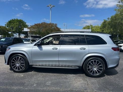 New 2026 Mercedes-Benz GLS 450 4MATIC image 3