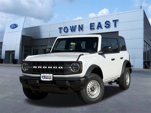New 2025 Ford Bronco image 26